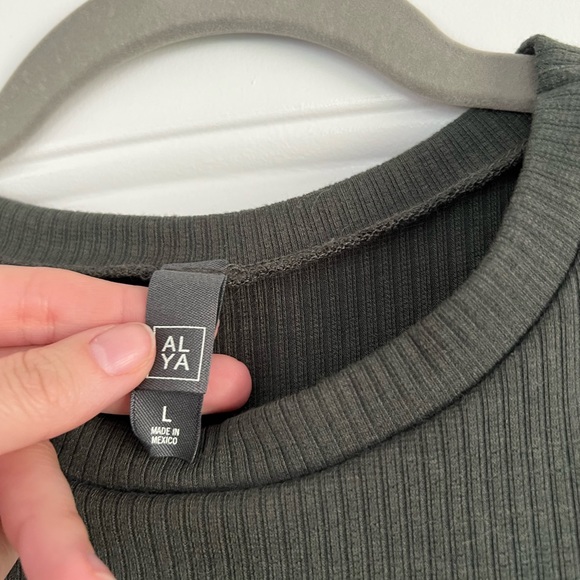 Gorgeous Green Sleeveless Dress - Picture 3 of 3